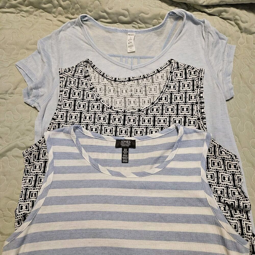 Womans Summer Tops Lot Of 3 Size M